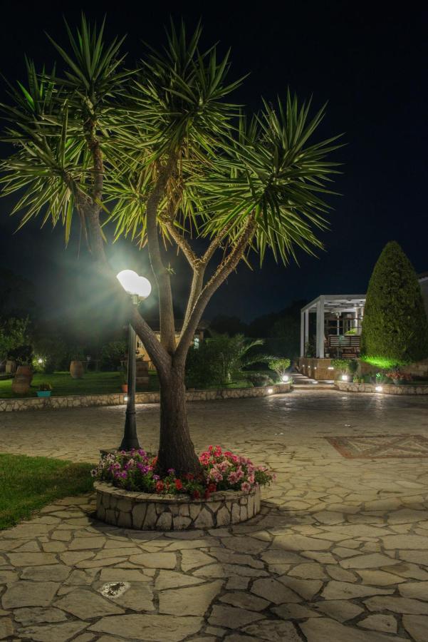 Mystic Garden Apartments Zakynthos Town Exterior photo