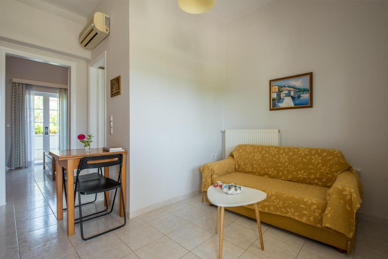 Mystic Garden Apartments Zakynthos Town Exterior photo